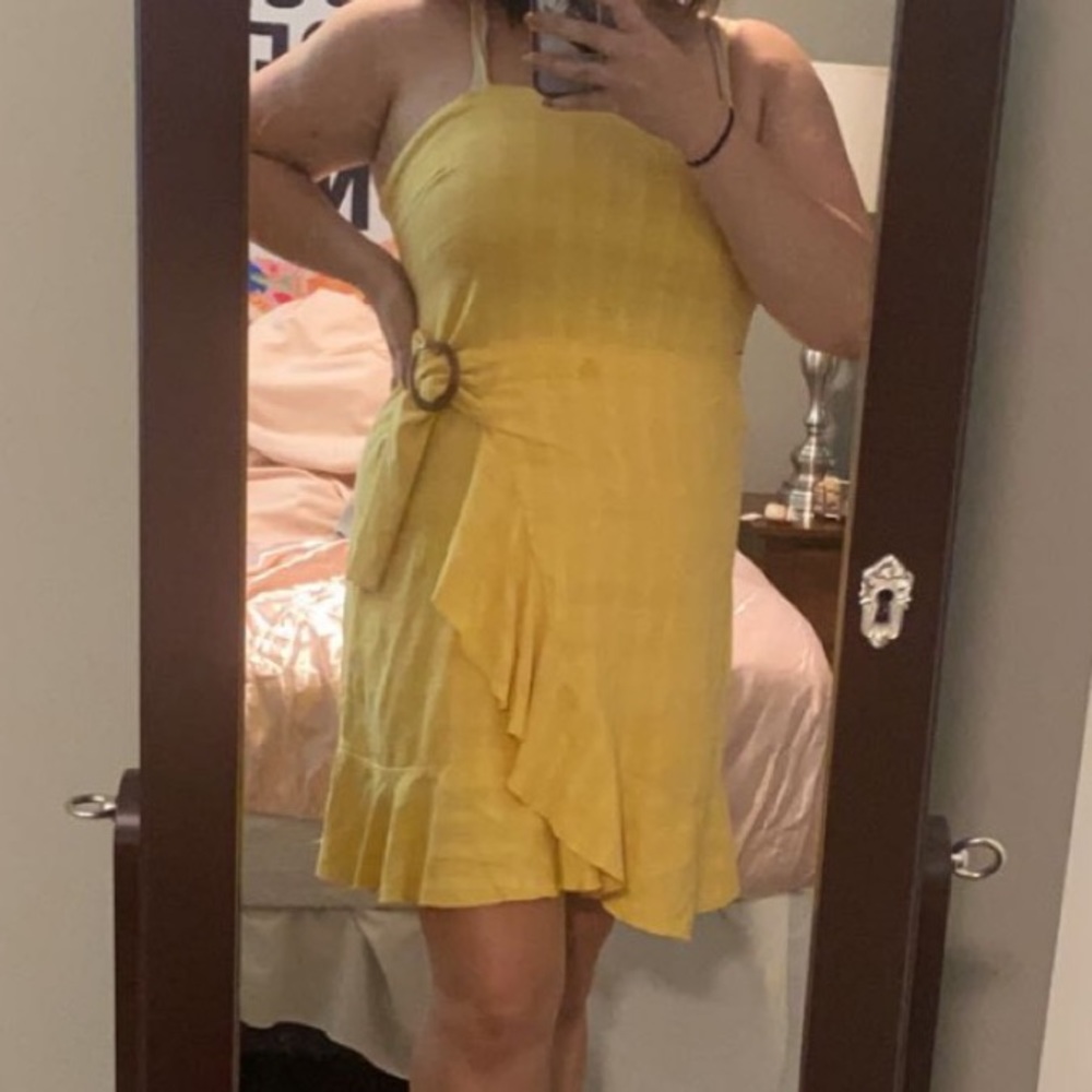 Yellow American Eagle tie/buckle sundress